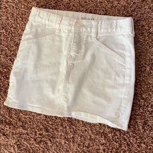 Gapkids white denim miniskirt 10 slim